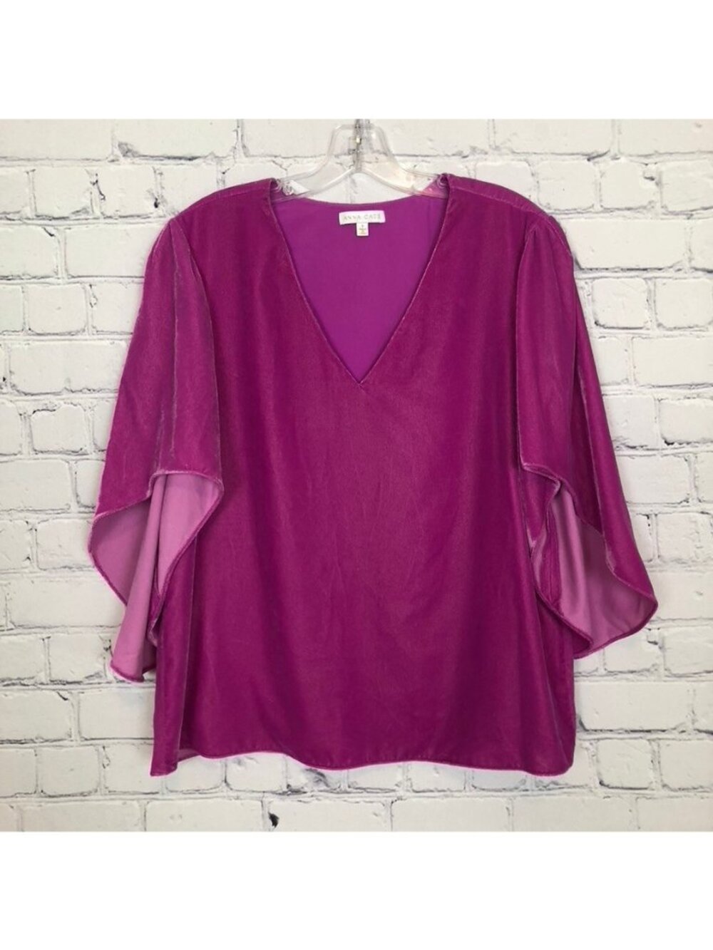 Anna Cate Nina Blouse Size S Fuchsia Velvet